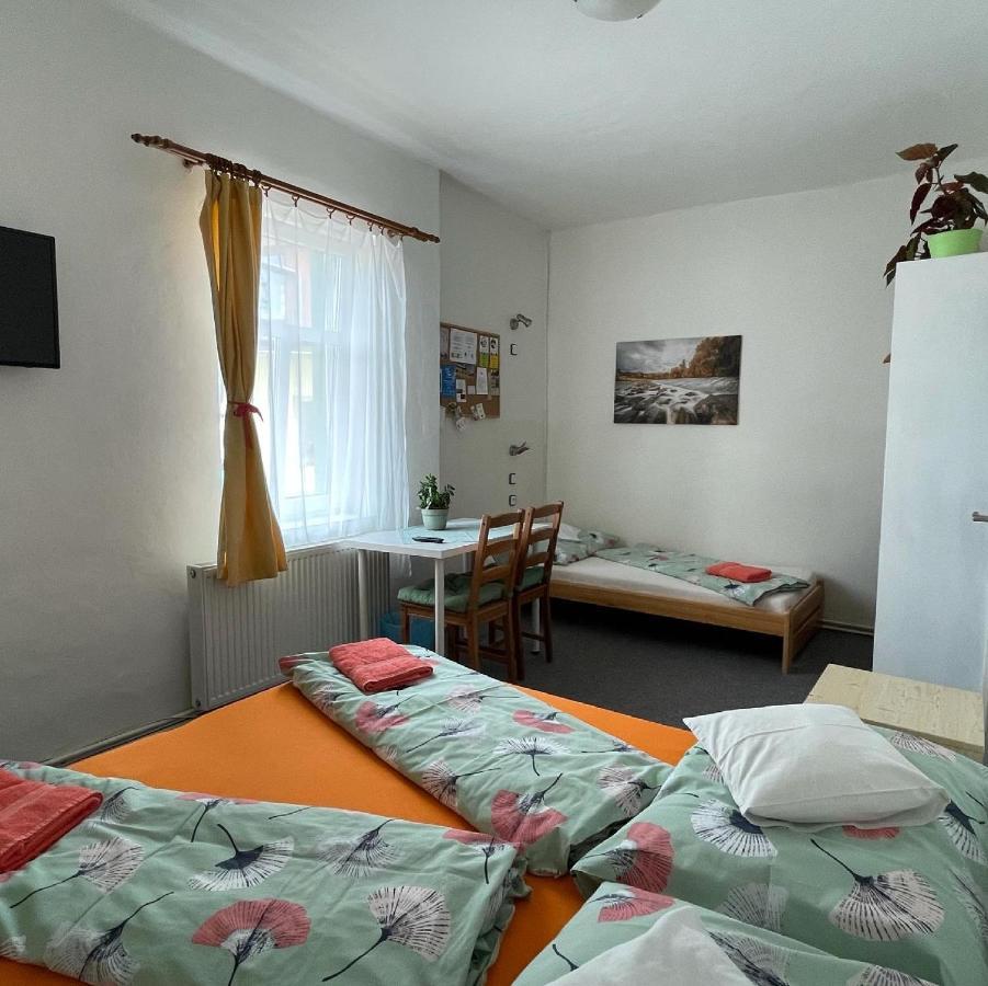 Penzion Slunecnice Dvur Kralove nad Labem Exterior photo